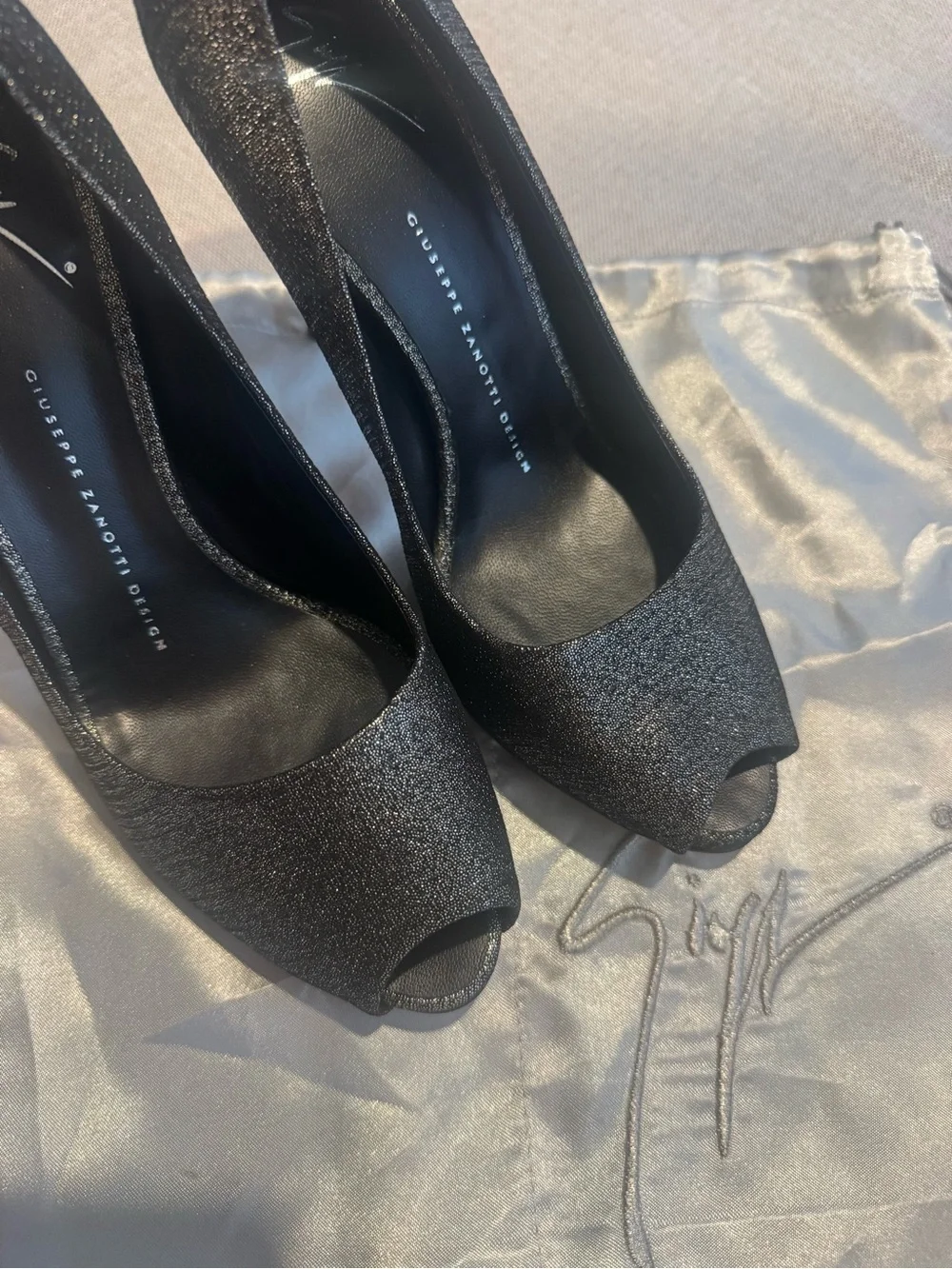 Giuseppe Zanotti glitter black